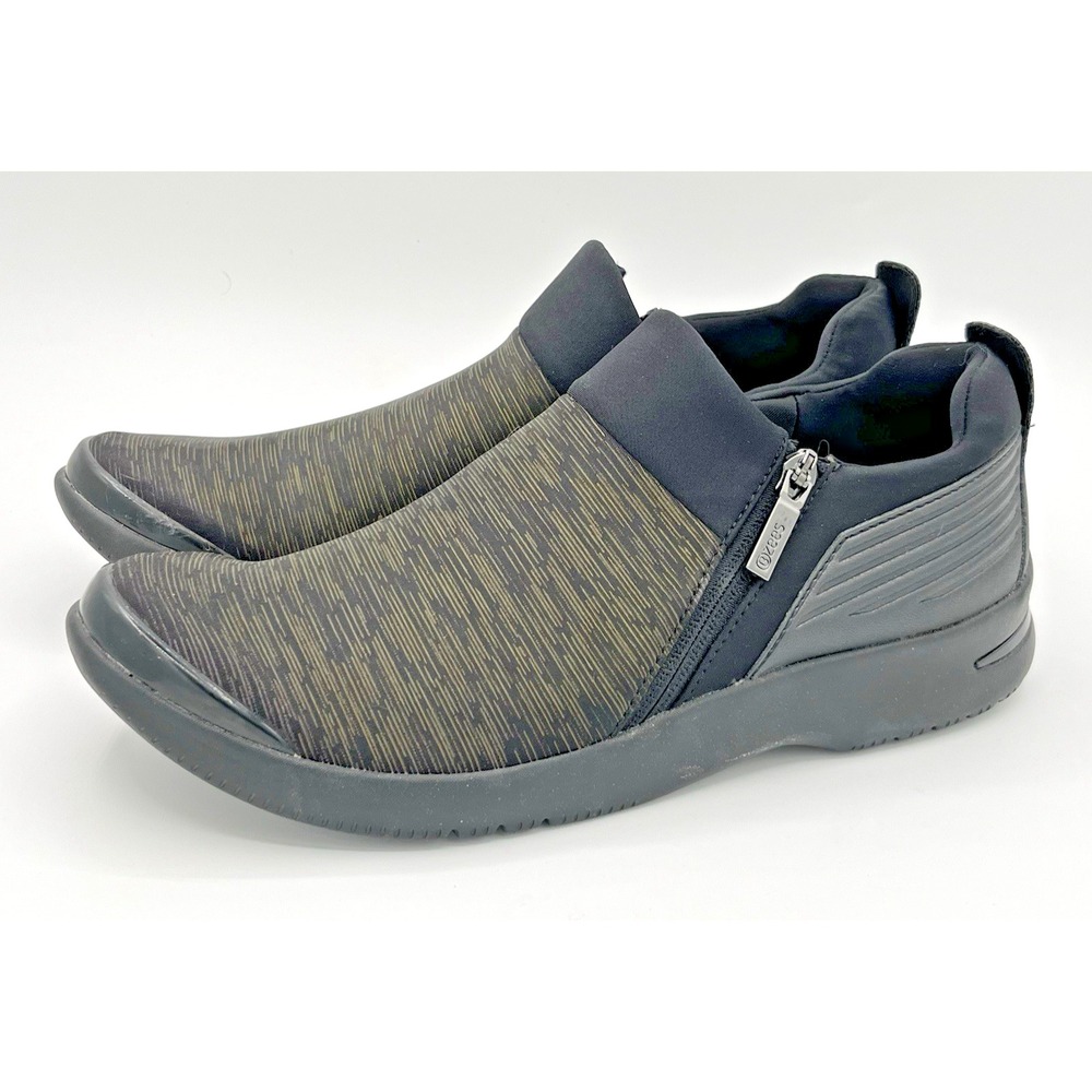 Bzees Axis Sneaker Black Slip On Womens Sz 10 M Brushed Stretch Comfort VGUC